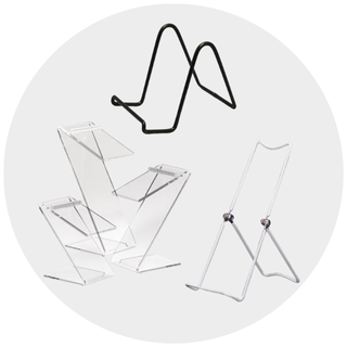 Easels & Risers