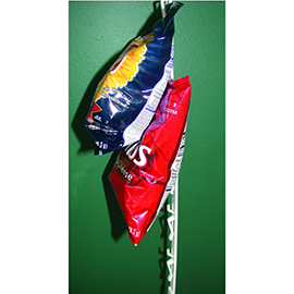 White Plastic 6 Clip Display Strip