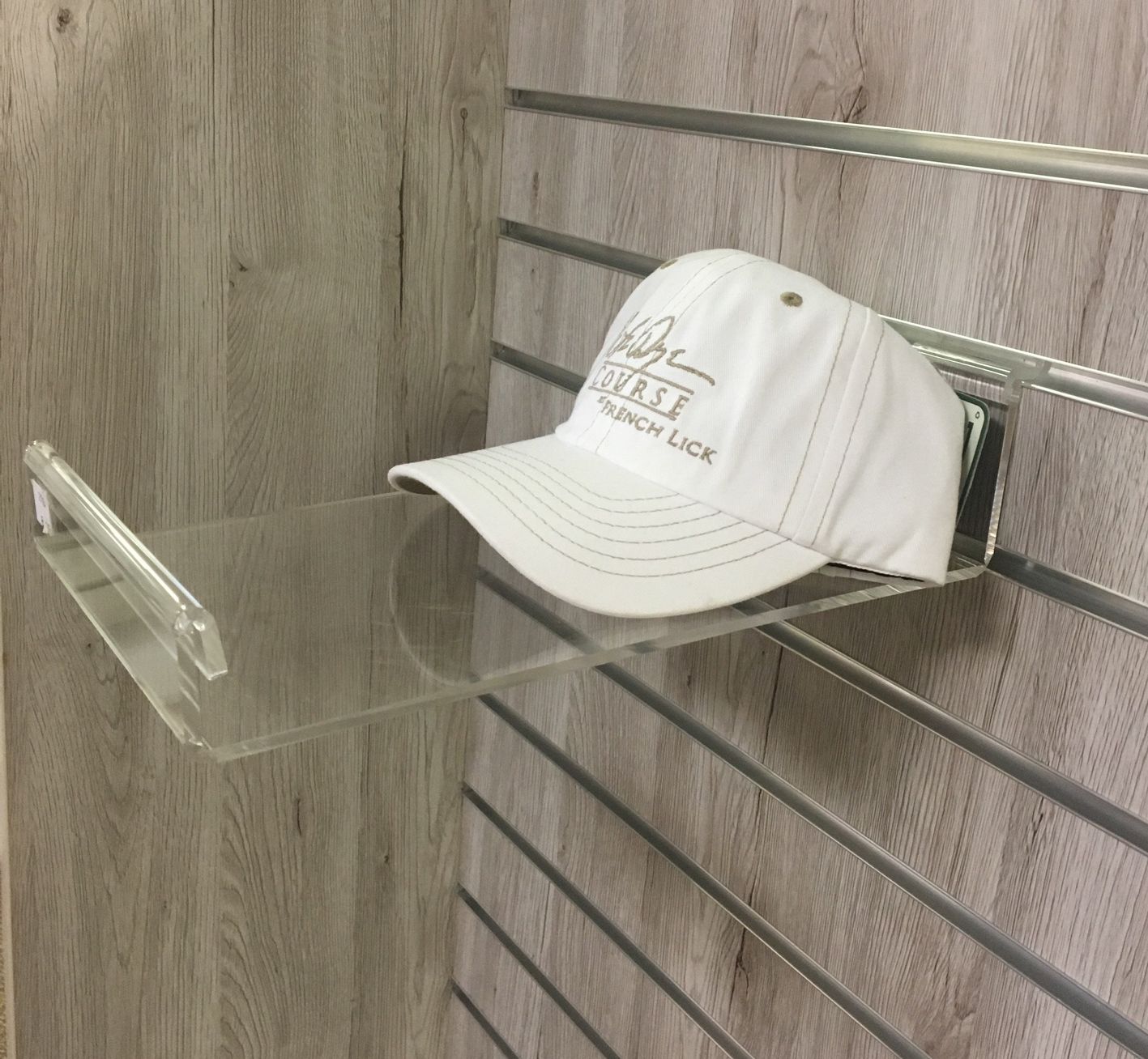 Plastic Cap Shelf for Slatwall