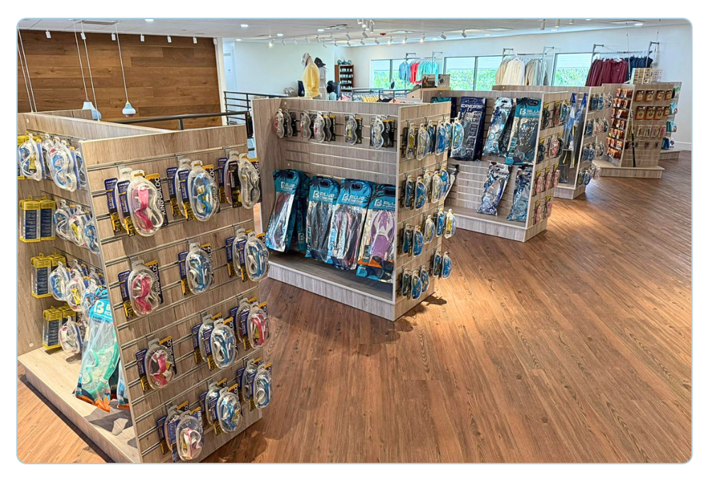 South Seas Outfitters Photo 2