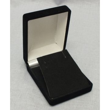 Black Pendant Box
